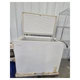 HOLIDAY CHEST FREEZER APPROX 37' X 22' X 32'