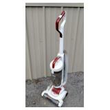 BLACK AND DECKER AIR SWIVEL VACUUM