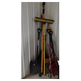 HAND TOOLS: SNOW SHOVELS, PUSH BROOM, FISKARS