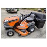 HUSQVARNA YTH 24V48 W/2370 HOURS