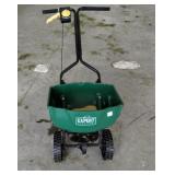 EXPERT GARDNER SEED SPREADER