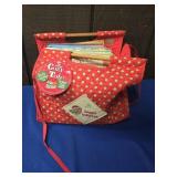 HAPPY HOLIDAYS COZY TOTE W/45 RPM RECORDS