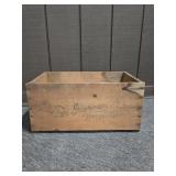 WOODEN DI GIORGIO FRUIT BOX APPROX 19.25" X 12"X9"