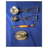 VINTAGE KITCHEN ITEMS: METAL GRATER, MELON BALLS
