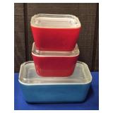 (6 PIECES) RED AND BLUE PYREX REFRIGERATOR BOX SET