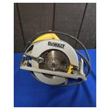DEWALT 7 1/4" CIRCULAR SAW