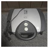 GEORGE FOREMAN LEAN MEAN FAT GRILLING MACHINE