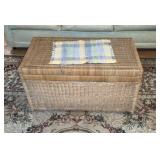 Wicker chest