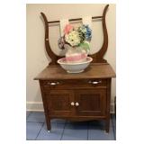 Wash basin stand, wash basin and vase lot