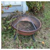 Outdoor fire pit