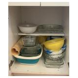 Miscellaneous kitchen cookware lot