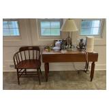 Wood folding leaf table