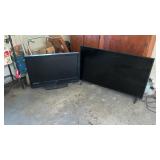 Two flatscreen TV lot