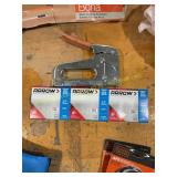 3ct Arrow Staples & Arrow Stapler