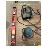Level, hand sander, Sabre saw