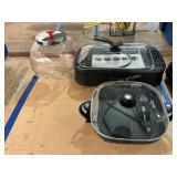Elec skillets, glass jar