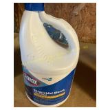 Clorox W/Bleach 121-fl oz Disinfectant Cleaner
