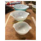 3ct Pyrex Bowls