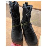 Fran Willor Size 8 Waterproof Winter Snowboots