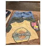 2ct Womens Shorts S/6, Yellowstone T Size Small