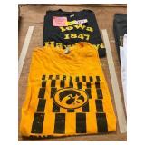 2ct Iowa Hawkeyes Lg T s