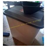 IRIS USA 54Lbs Dog Food Container