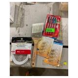 USB cable/ paint brush/ 4W light bulbs/ markers