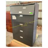 Metal cabinet