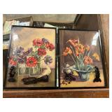 2ct Vintage Floral Buble Glass Pictures