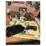 Lamp, Knickknacks, Trinkets