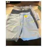 4ct Size 32 Shorts