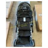 Graco Four-Wheeled Stroller, Cup Holders