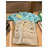 2ct Mens Wrangler Lg Short Sleeve Fishing Shirts