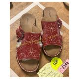 Clarks 7W Laurieann Rose Red Leather Sandals