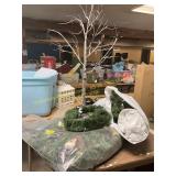 Artificial Tree + Wreaths