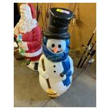 Snowman 42 in glow mold