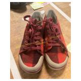 Keen Elsa Plaid Sneakers Size 7.5 Womens