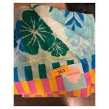 Costco 40x72in. Oversized Beach Towel, Floral Costco 40x72in. Oversized Beach Towel, Floral