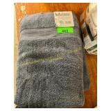 2 ct. blue bath towel