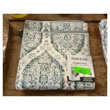 Wyatt & Ash 24 in x 48 in accent rug