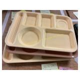 3ct Si Lite Divided Cafeteria Trays