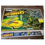 Tyco Zero Gravity Cliff Hangers Track