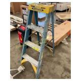 4 ft Werner ladder