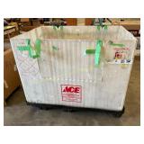 Plastic tote box with pallet
