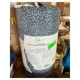 Mainstays 8pc King Bedding Set w/ Tote, Grey Dots