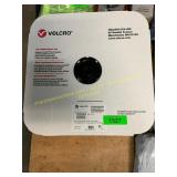 8 Ct. VELCRO 1in. 25yd Knit Loops, Camoflauge