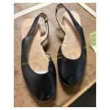Size 10 Soul Naturalizer Slingback Flats