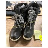 Totes Size 9 Waterproof Winter Boots Womens