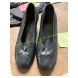 Dansko Remy Leather Pumps Size 37/6.5