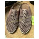 Women s FRYE Perforated Mules Size 9.5